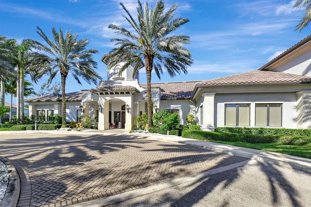 16919 Crown Bridge Drive, Delray Beach, FL 33446