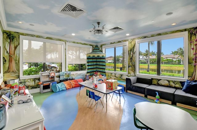 16919 Crown Bridge Drive, Delray Beach, FL 33446
