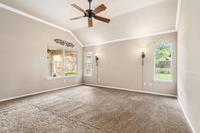 132 Fairway View Lane, Montgomery, TX 77356