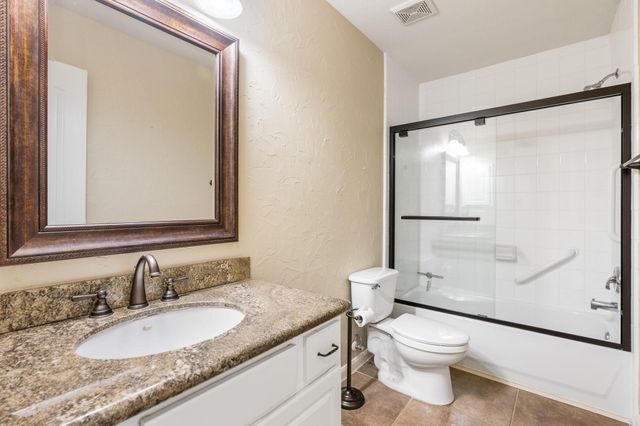 132 Fairway View Lane, Montgomery, TX 77356