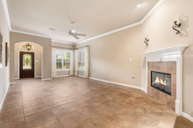 132 Fairway View Lane, Montgomery, TX 77356