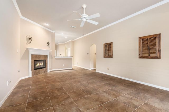 132 Fairway View Lane, Montgomery, TX 77356