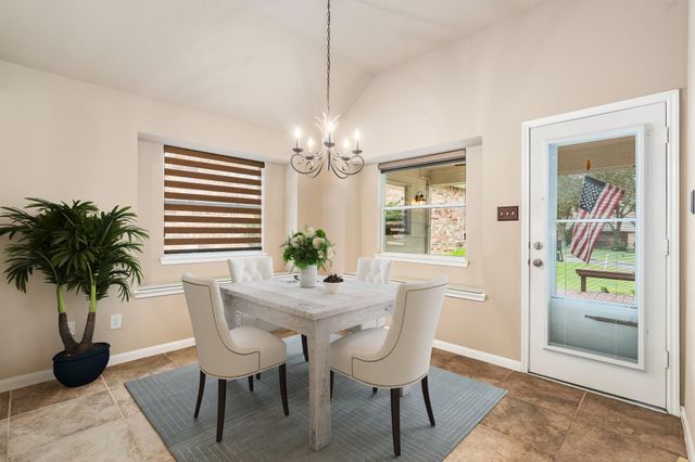 132 Fairway View Lane, Montgomery, TX 77356