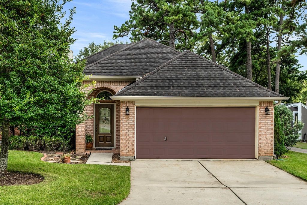 132 Fairway View Lane, Montgomery, TX 77356