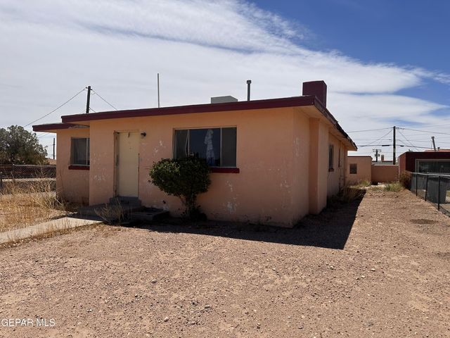 9220 RALEIGH Drive, El Paso, TX 79924