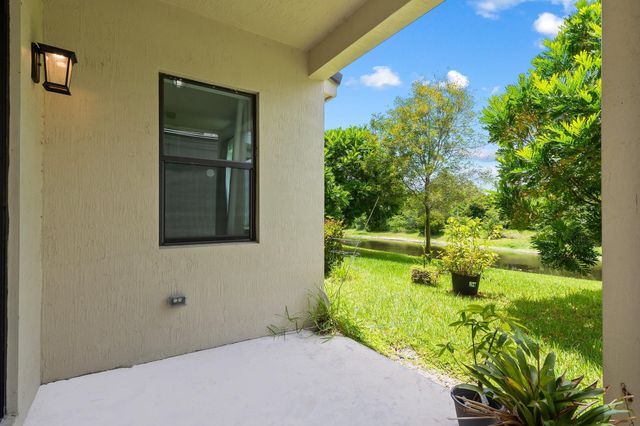 193 NW 36th Ave, Pompano Beach, FL 33069