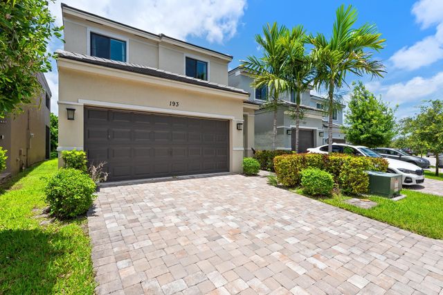 193 NW 36th Ave, Pompano Beach, FL 33069