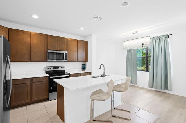 193 NW 36th Ave, Pompano Beach, FL 33069