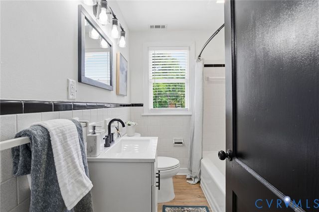 3120 Lakewood Rd, Glen Allen, VA 23060