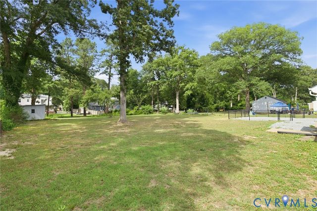 3120 Lakewood Rd, Glen Allen, VA 23060