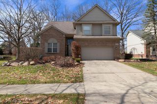 40700 Kingsley Lane, Novi, MI 48377