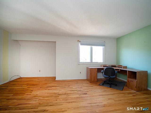 19 Hampton Park 19, Branford, CT 06405