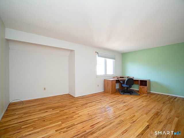 19 Hampton Park 19, Branford, CT 06405