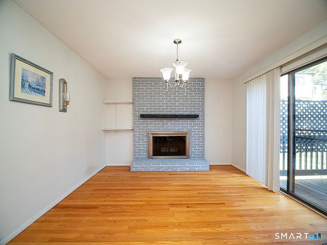 19 Hampton Park 19, Branford, CT 06405