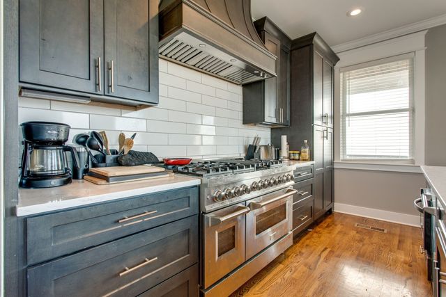 446 37th Ave, N, Nashville, TN 37209