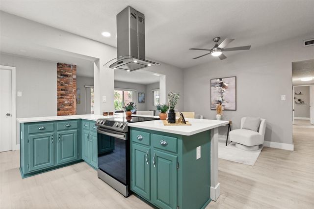 2215 WOODCREST DRIVE, Winter Park, FL 32792