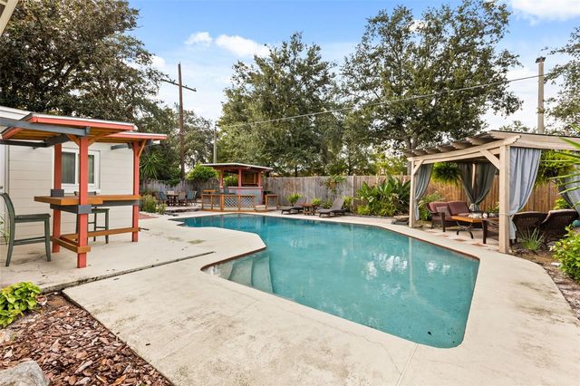2215 WOODCREST DRIVE, Winter Park, FL 32792