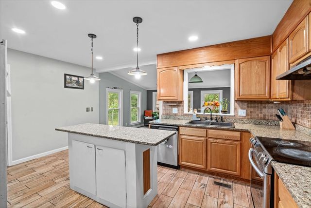 4005 Pinewood Drive, Dalton, GA 30721