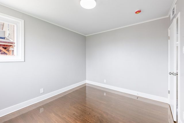 4677 W 84th Place, Chicago, IL 60652