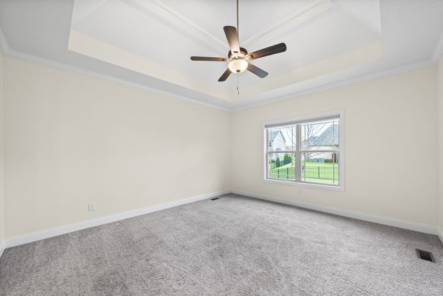 1138 N Ja Tate Dr, Clarksville, TN 37043