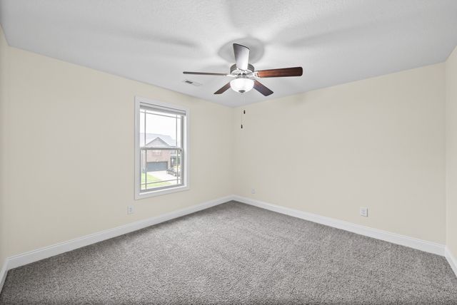 1138 N Ja Tate Dr, Clarksville, TN 37043