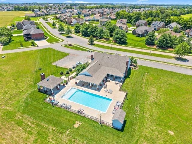 1138 N Ja Tate Dr, Clarksville, TN 37043