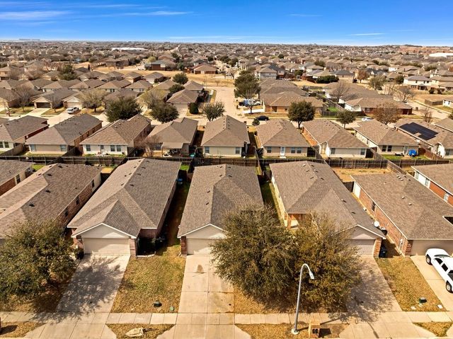 8925 Sun Haven Way, Fort Worth, TX 76244