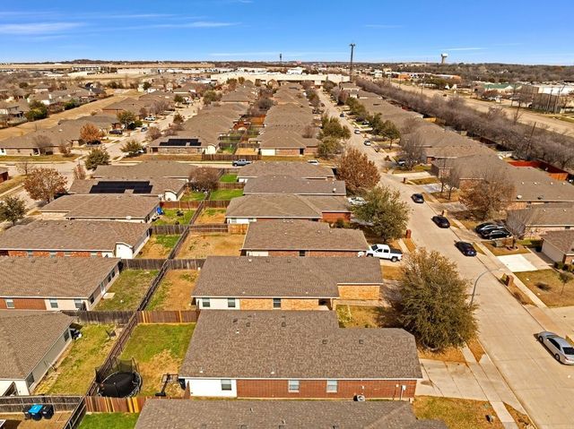 8925 Sun Haven Way, Fort Worth, TX 76244