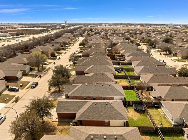 8925 Sun Haven Way, Fort Worth, TX 76244