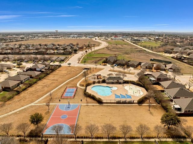 8925 Sun Haven Way, Fort Worth, TX 76244