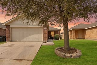 8925 Sun Haven Way, Fort Worth, TX 76244