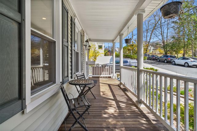 13 Lenox Place, Mount Kisco, NY 10549