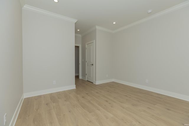 6992 Barlow Court, Newburgh, IN 47630