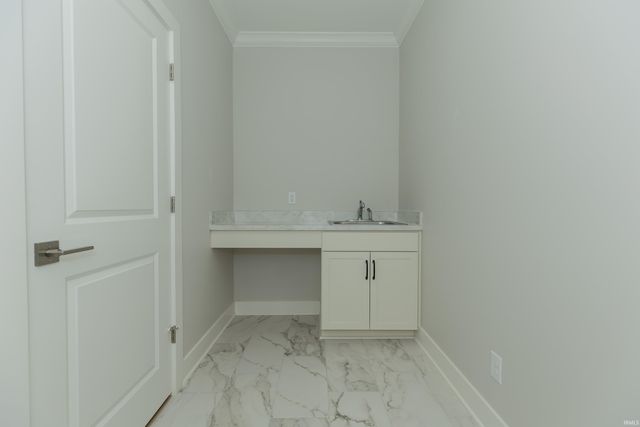 6992 Barlow Court, Newburgh, IN 47630