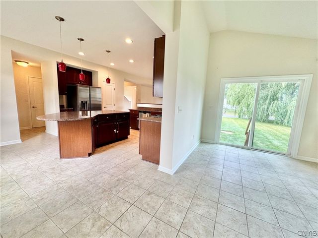 101 Rising Crest Circle, Manlius, NY 13116
