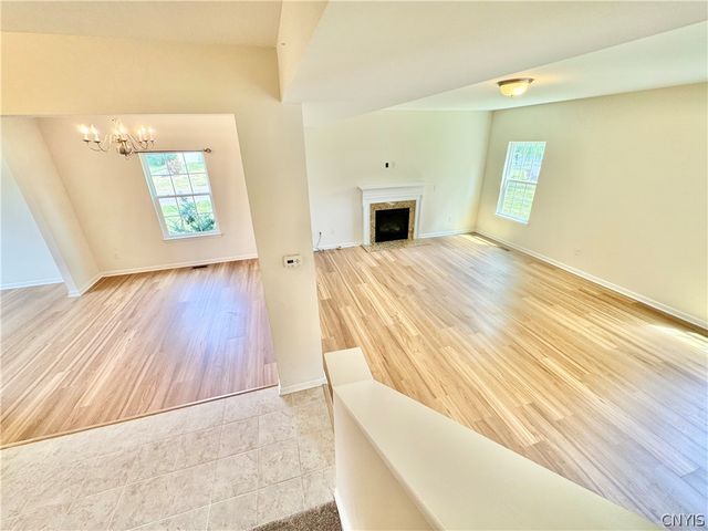 101 Rising Crest Circle, Manlius, NY 13116