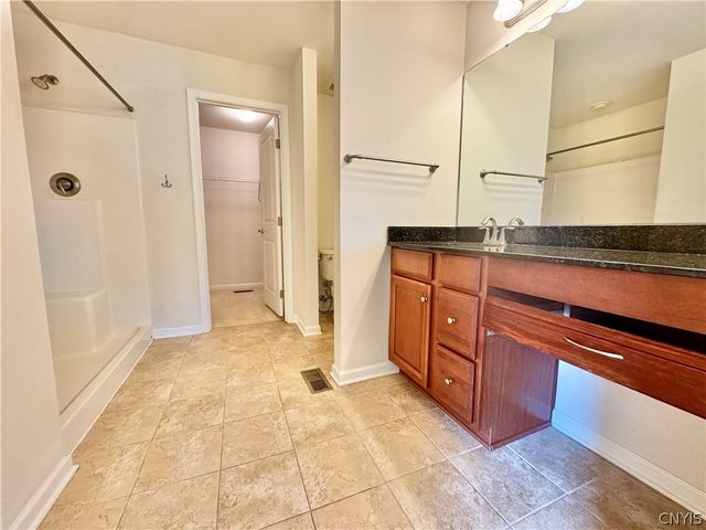 101 Rising Crest Circle, Manlius, NY 13116