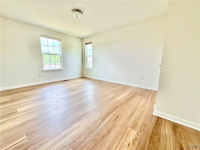 101 Rising Crest Circle, Manlius, NY 13116