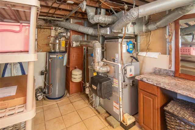 5 Croft Road, Poughkeepsie, NY 12603