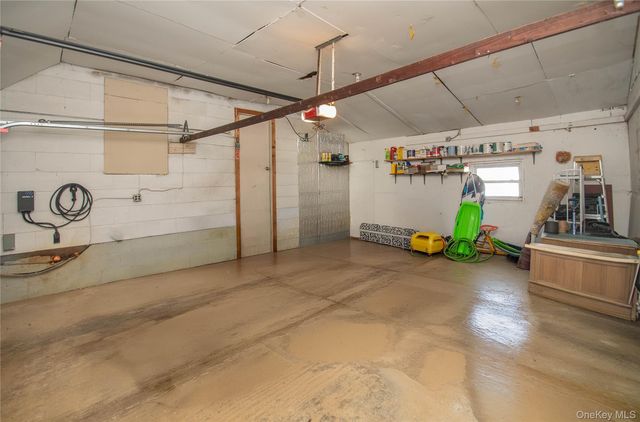 5 Croft Road, Poughkeepsie, NY 12603