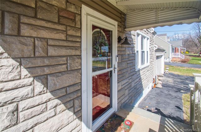 5 Croft Road, Poughkeepsie, NY 12603