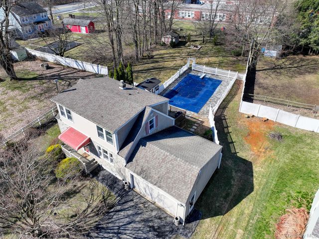 5 Croft Road, Poughkeepsie, NY 12603