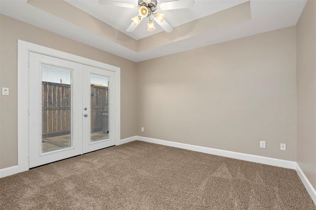 650 Westcross Street 9, Houston, TX 77018