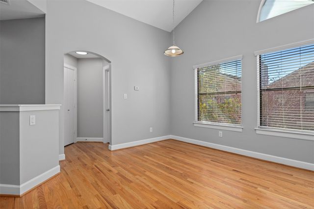 650 Westcross Street 9, Houston, TX 77018