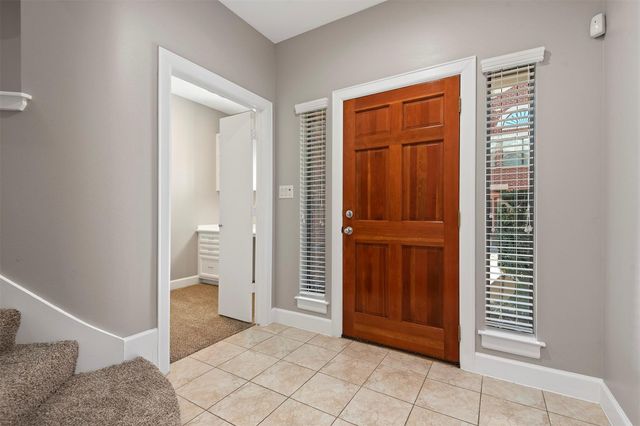 650 Westcross Street 9, Houston, TX 77018