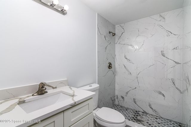 828 Angela Avenue A, Rockledge, FL 32955