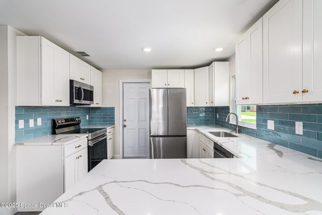 828 Angela Avenue A, Rockledge, FL 32955