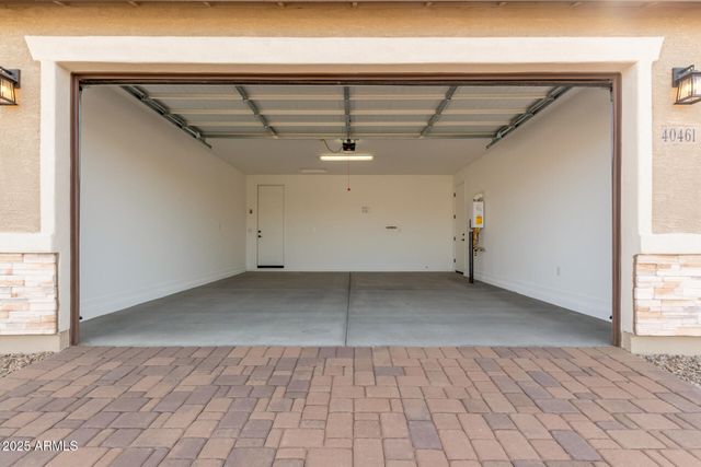 40461 W WADE Drive, Maricopa, AZ 85138