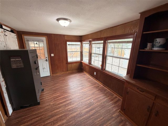 515 E Correll, El Campo, TX 77437