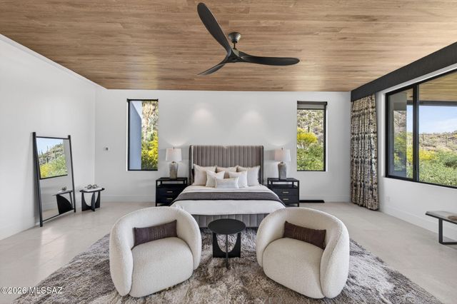 3569 E Secret Canyon Place, Tucson, AZ 85718